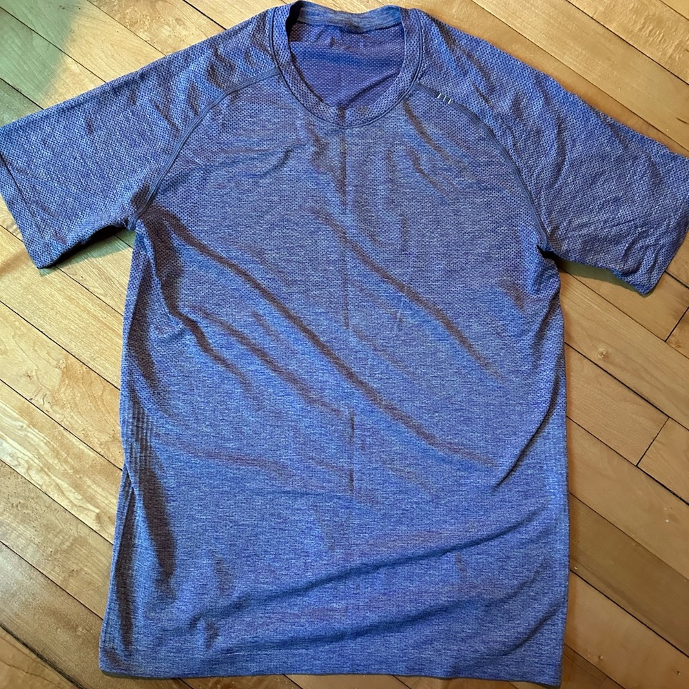 Lululemon Men’s Metal Vent Tech short sleeve tee